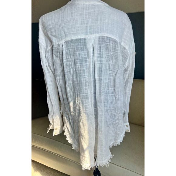 Free People White Talk to Me Blouse in size Small - Picture 2 of 7